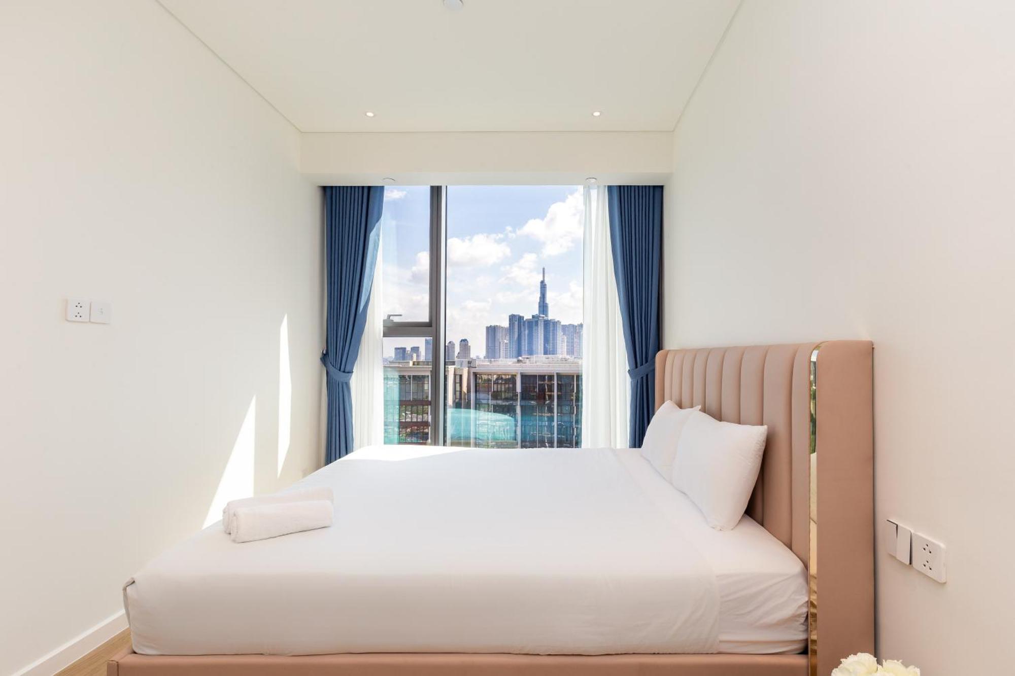 The Opera Apartment Cental Saigon Free Pool-Gym-Sauna Room- Golf Mini Хошимін Екстер'єр фото