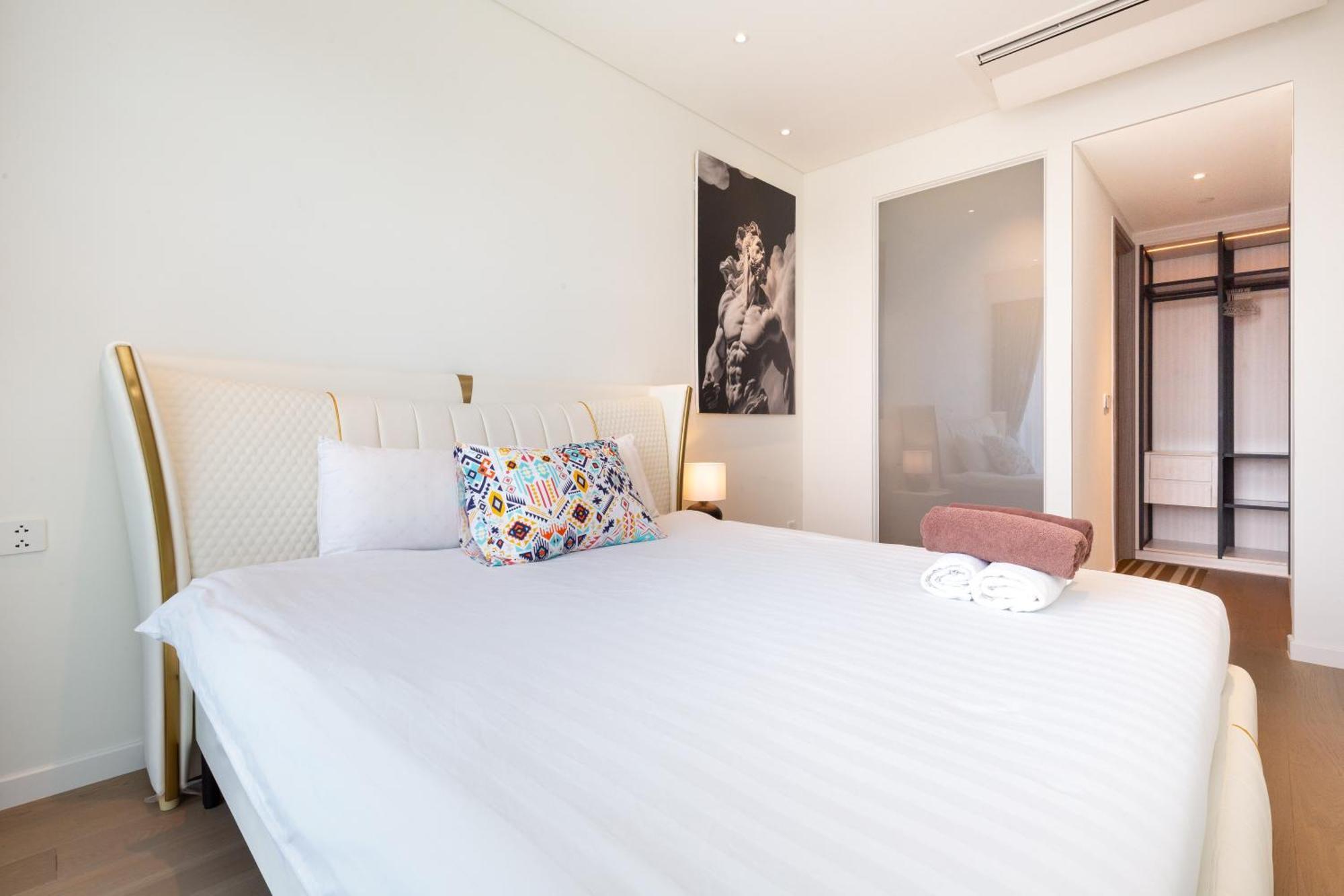 The Opera Apartment Cental Saigon Free Pool-Gym-Sauna Room- Golf Mini Хошимін Екстер'єр фото